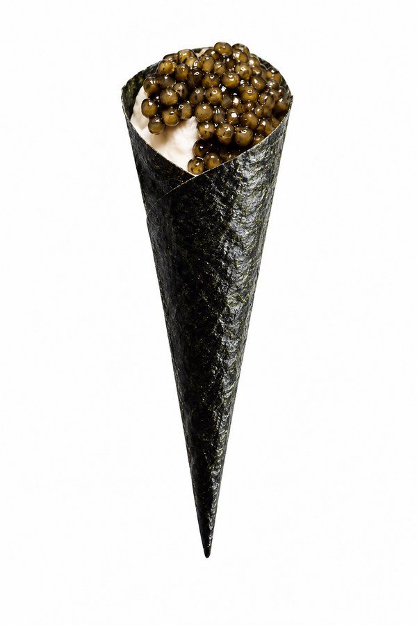 Caviar nori cone